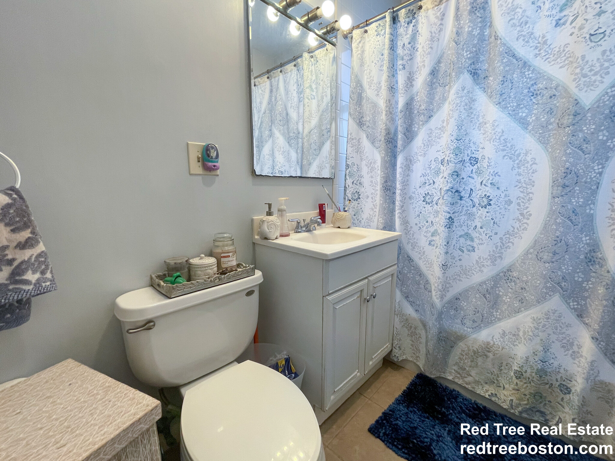 1423 Commonwealth Ave, Brighton