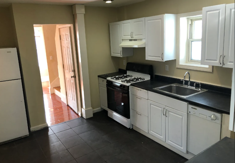 67 Flint St, East Somerville