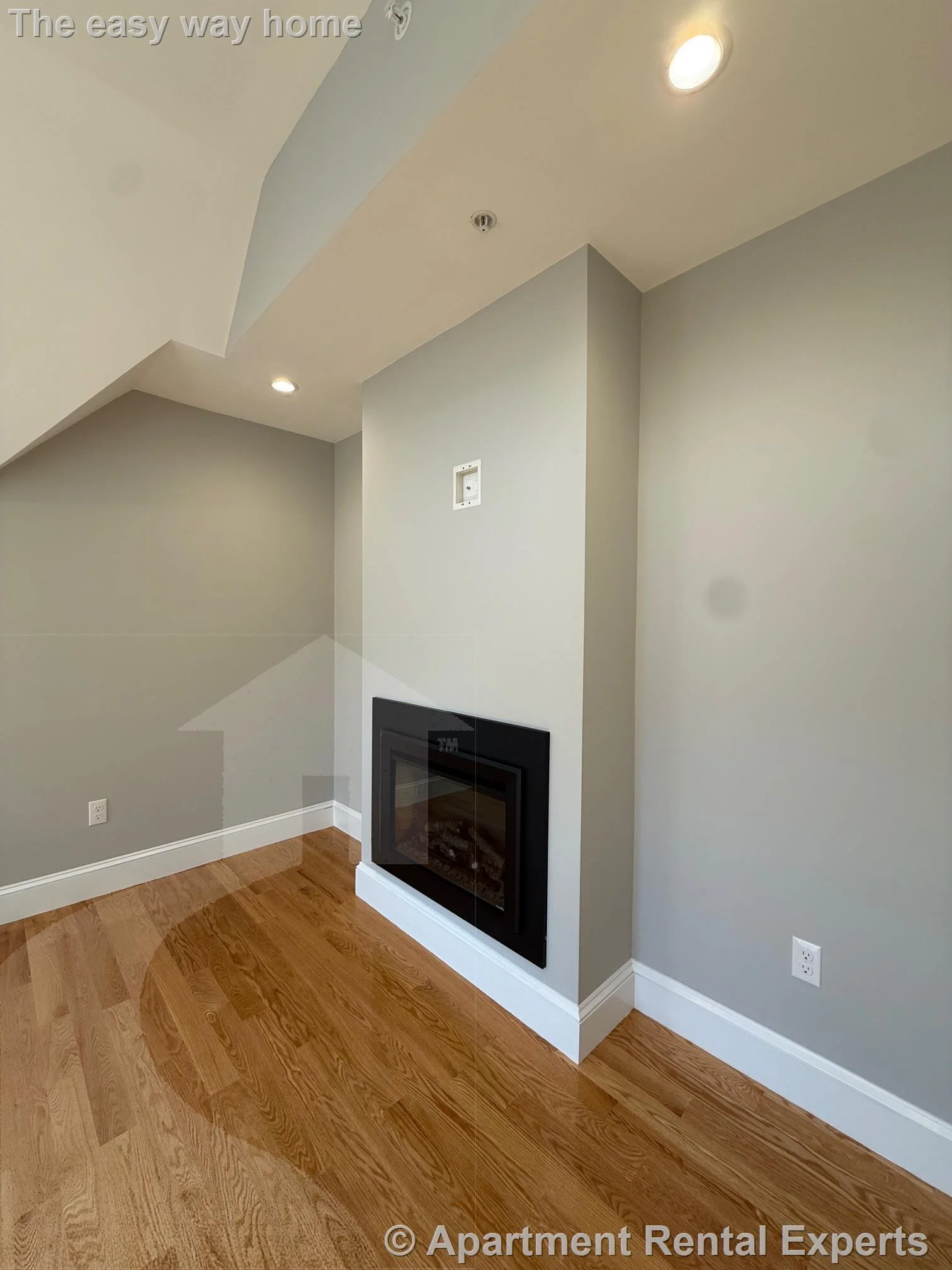 86 Orchard St, Tufts