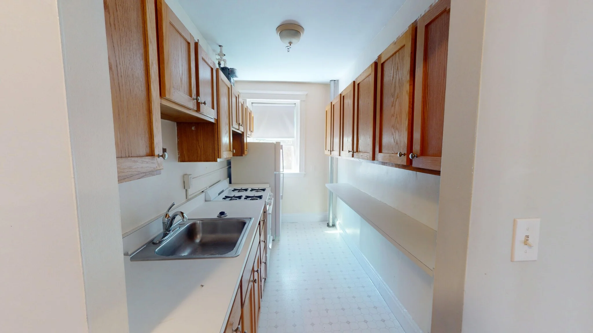 1940 Commonwealth Ave, Brighton