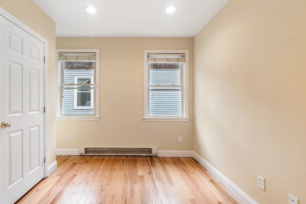 570 Washington St, Brighton