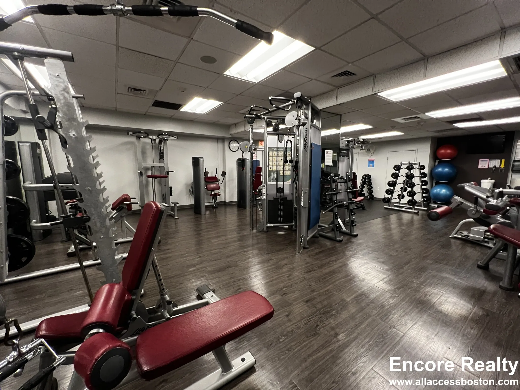 77 Pond Ave, Brookline Village