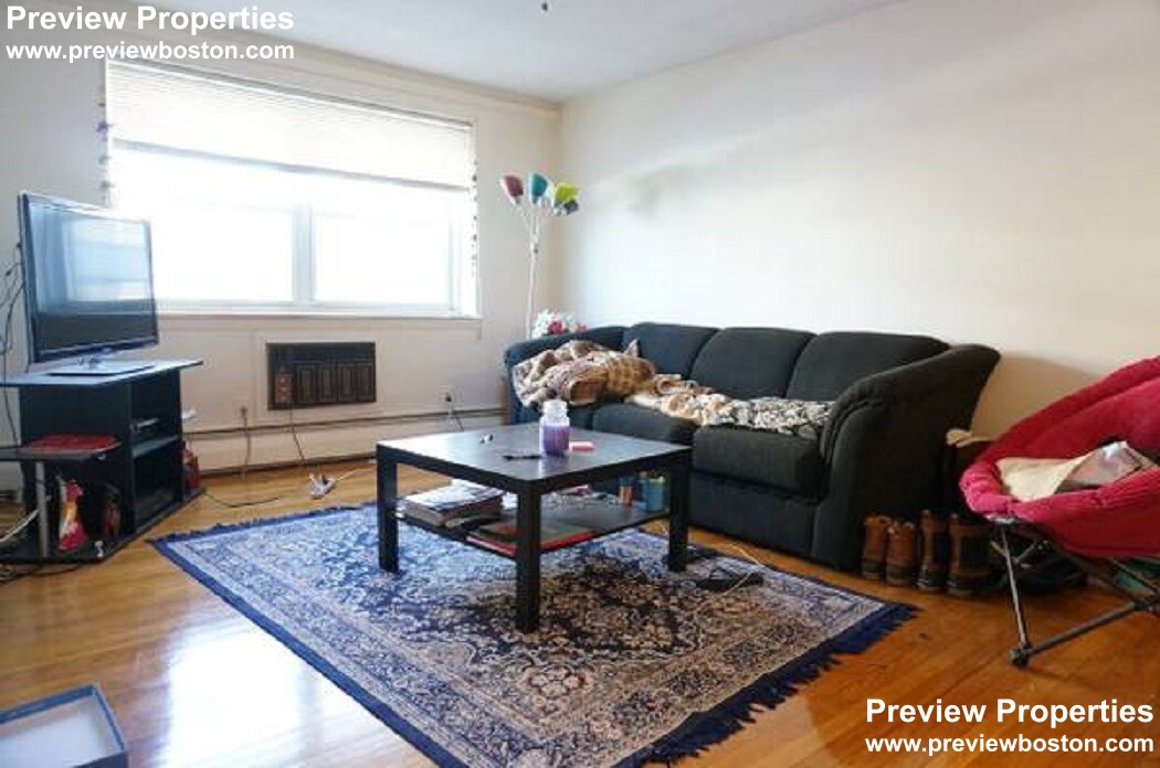 12 Commonwealth Ct, Brighton