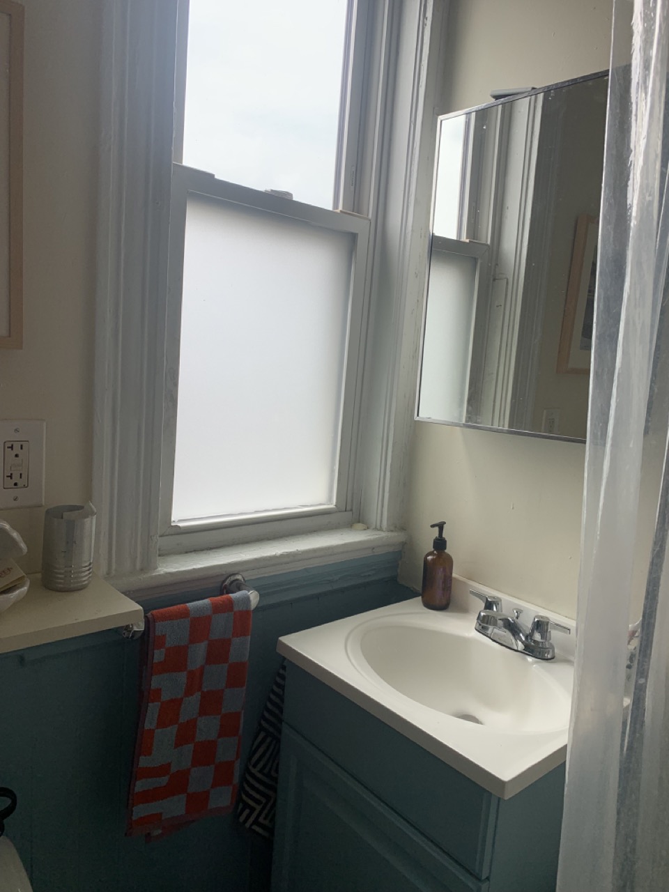 6 Nevada Ave, Ward Two