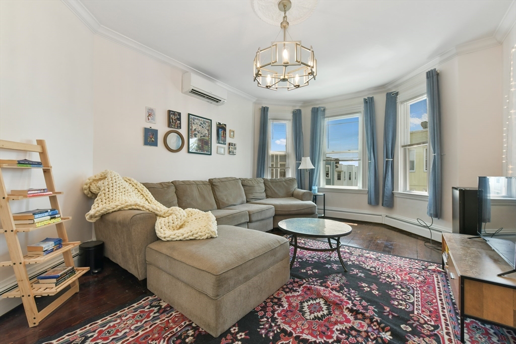 530-532 E 6th St, South Boston