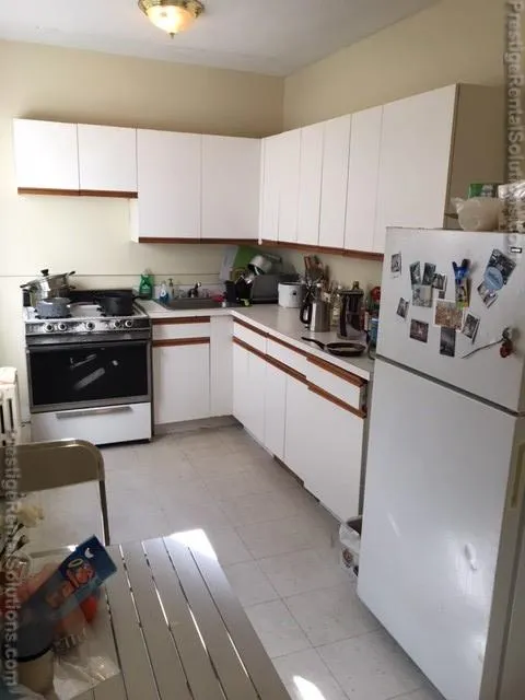 47 Linden St, Allston