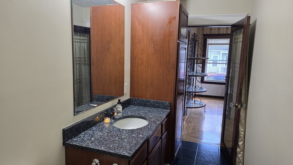 20 Reeves St, Quinsigamond Valley