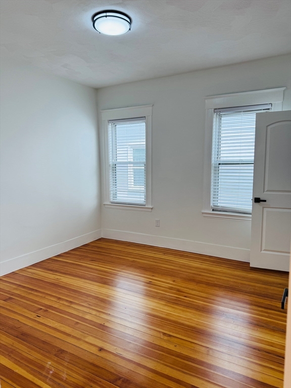 27 Belmont St, Everett