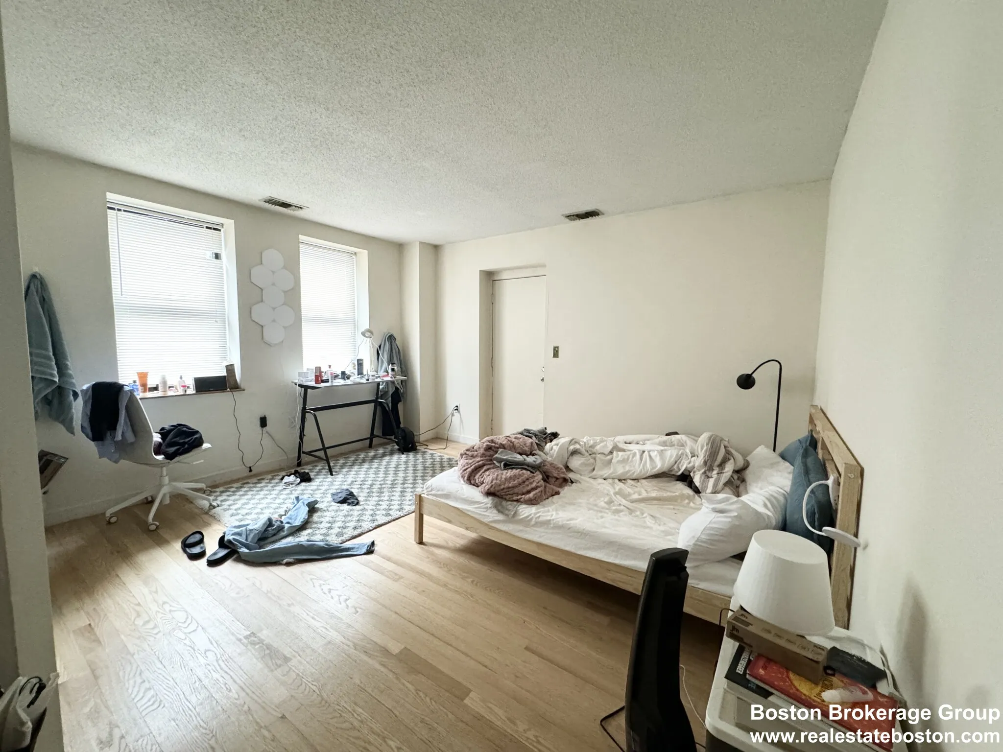 73 Gainsborough St, Fenway