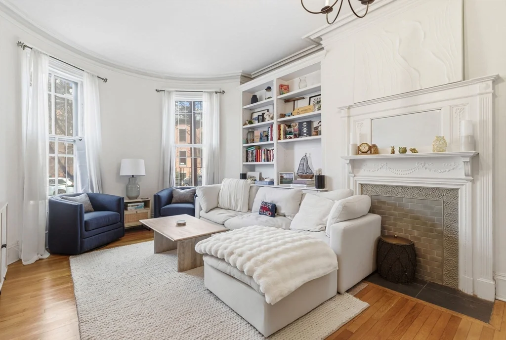 146 Warren Ave, South Boston