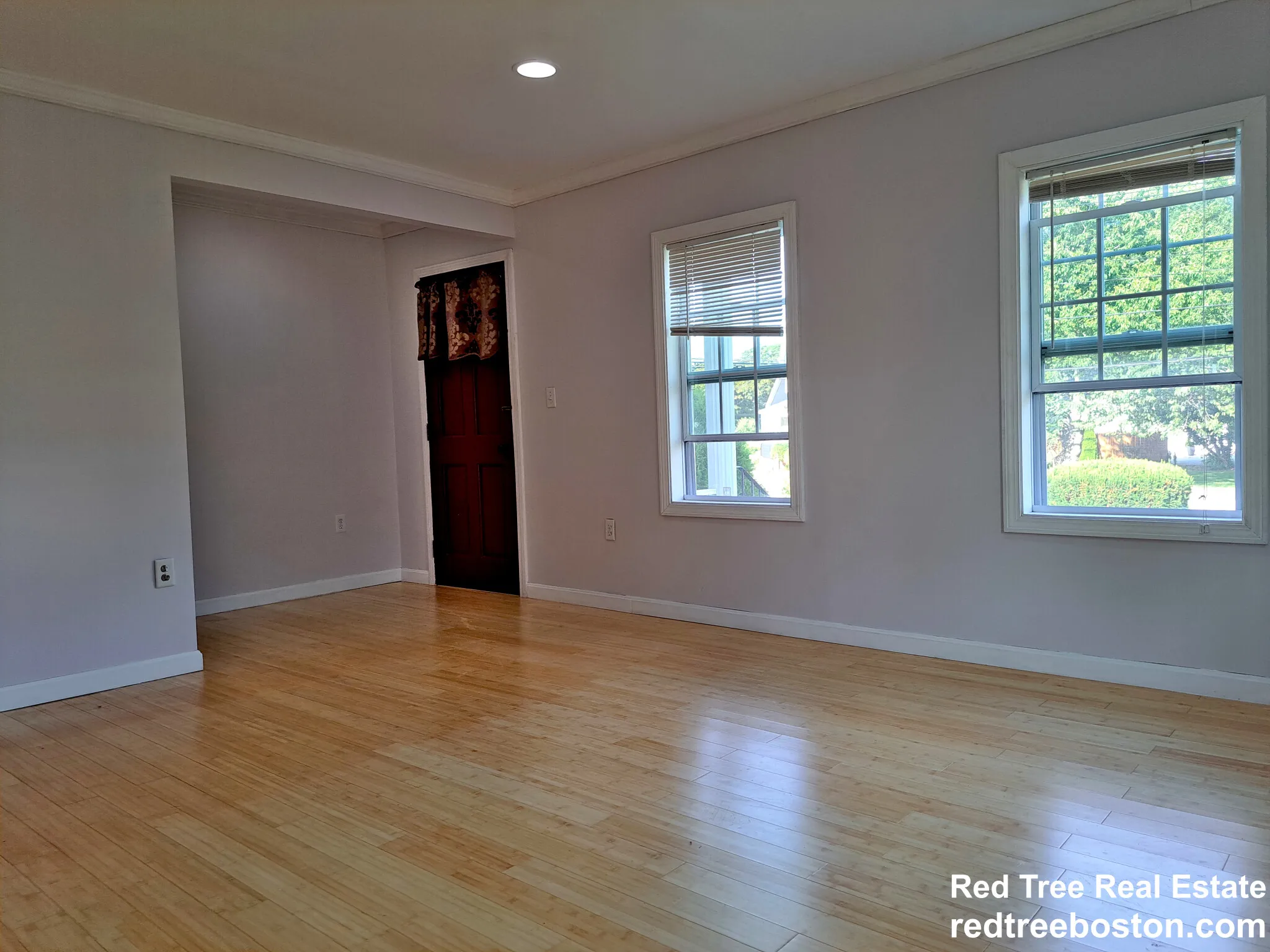 158 Baker St, West Roxbury