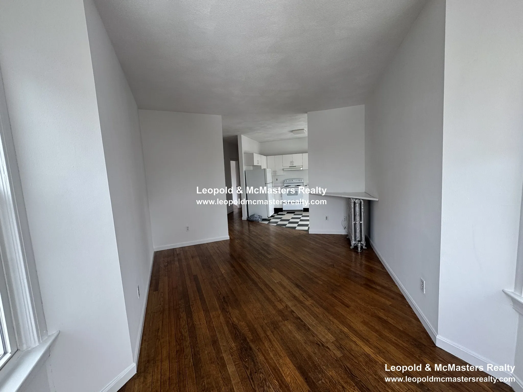 148 Oxford St, Ward Two