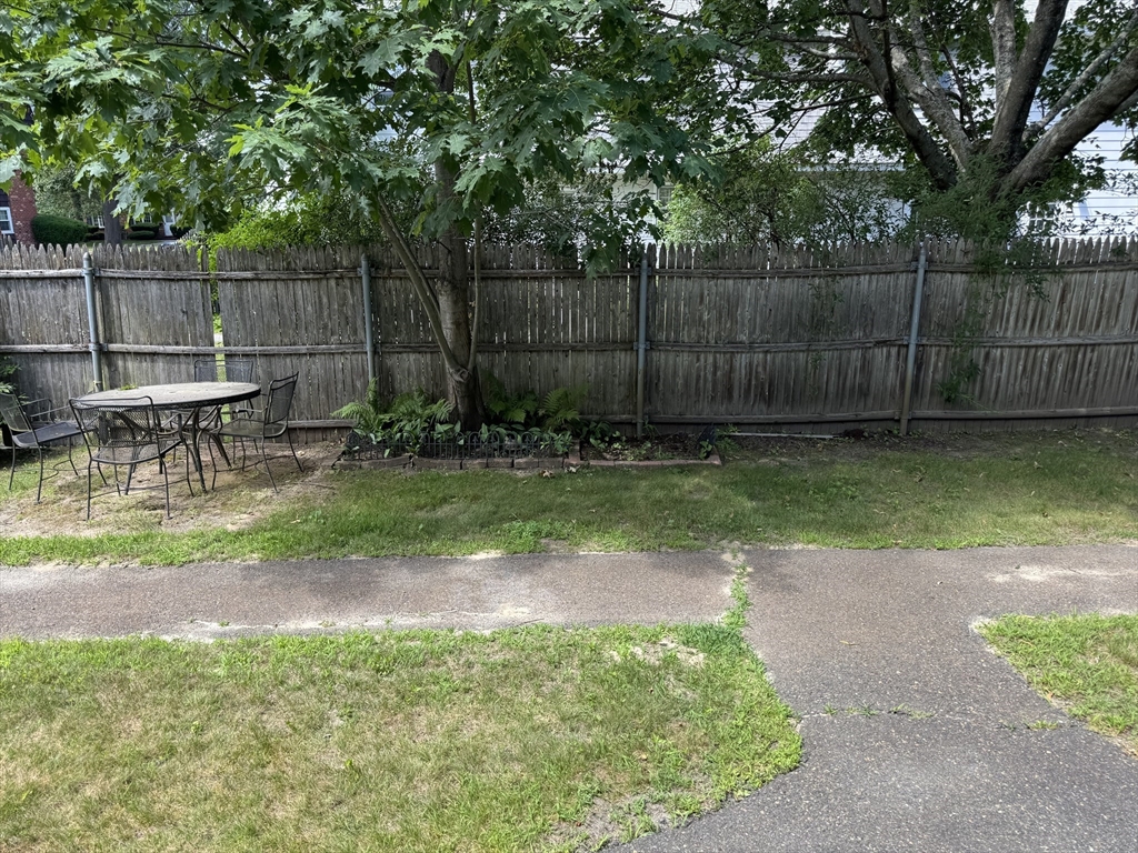 31 Constitution Way, Methuen