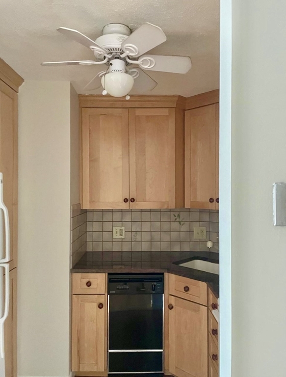 272 Albion St, Wakefield