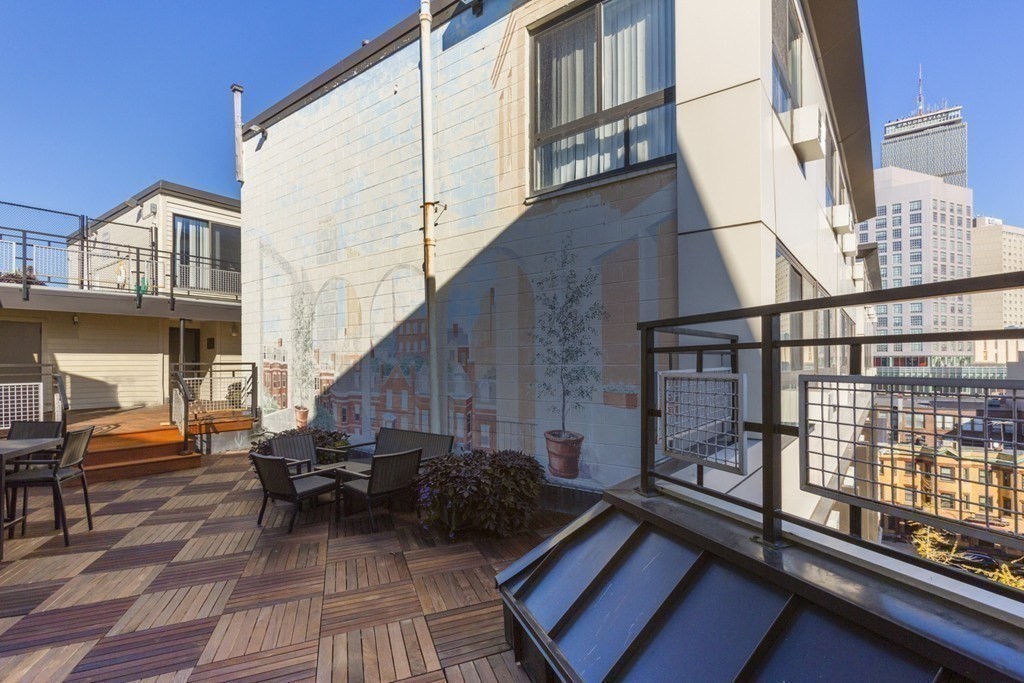 12 Stoneholm St, Fenway