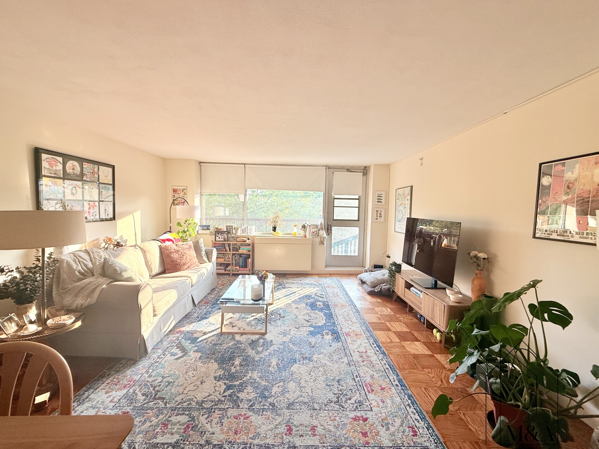 101 Monmouth St, Longwood