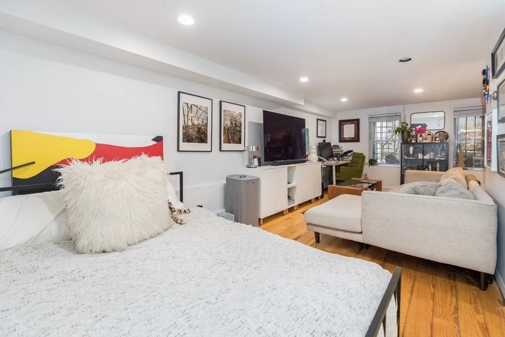 94 Appleton St, South End