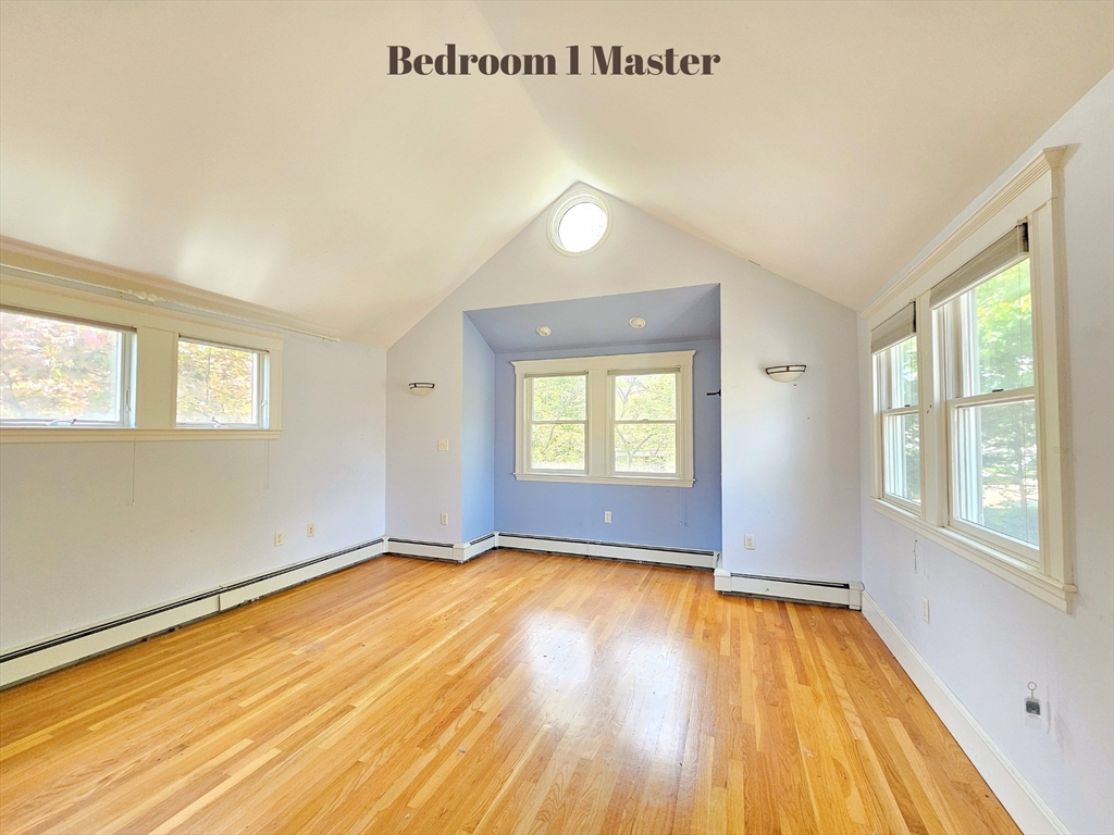 15 Hawthorne Ave, Arlington