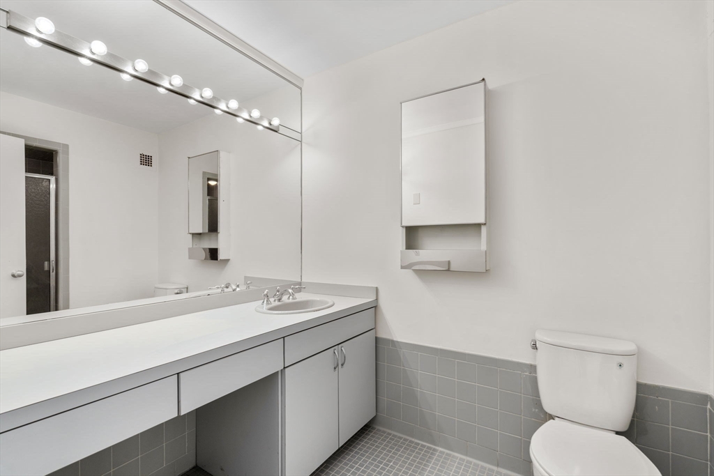 131 Sewall Ave, Coolidge Corner