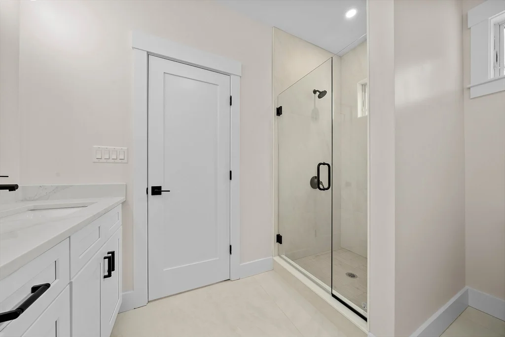 11 Jasset St, Nonantum