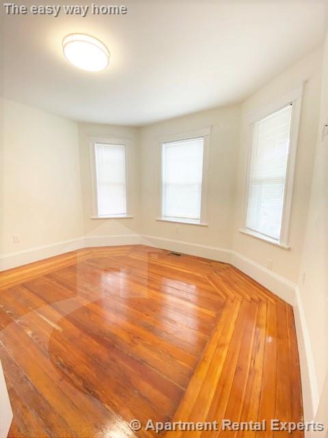 94 Morrison Ave, Davis Square