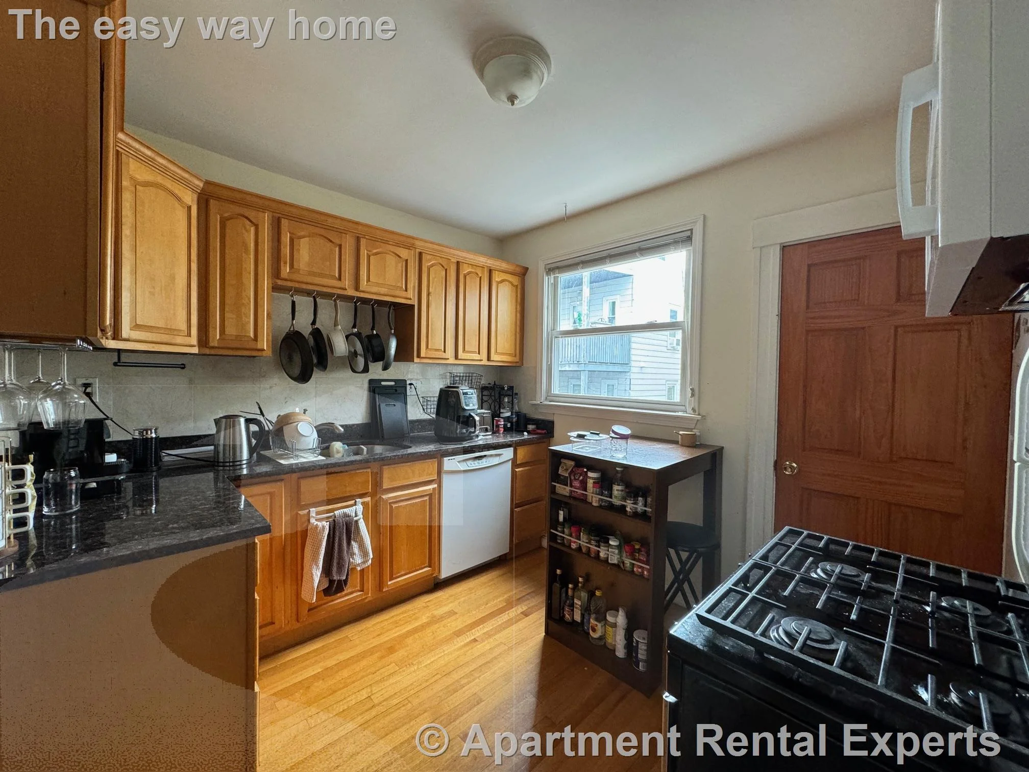 33-35 Magnus Ave, Ward Two