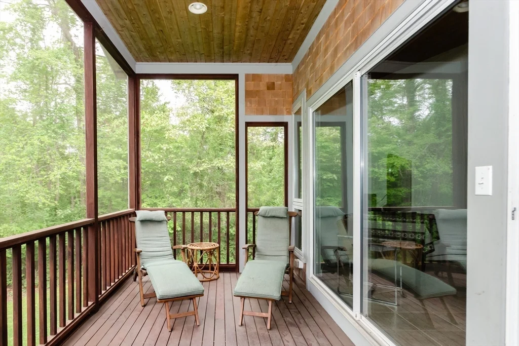 3 Nonquitt Ave, Nonquitt