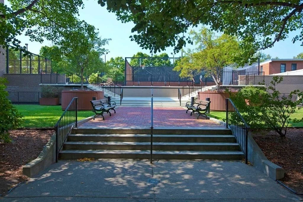 99 Pond Ave, Brookline Village