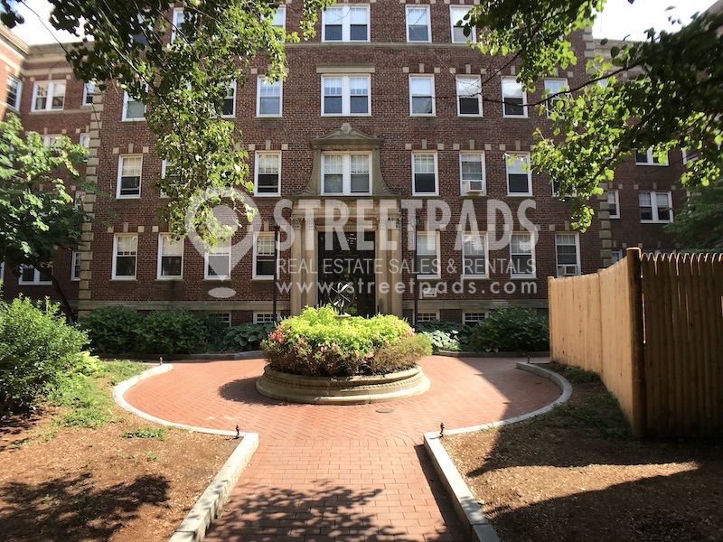 26 Chauncy St, Neighborhood Nine