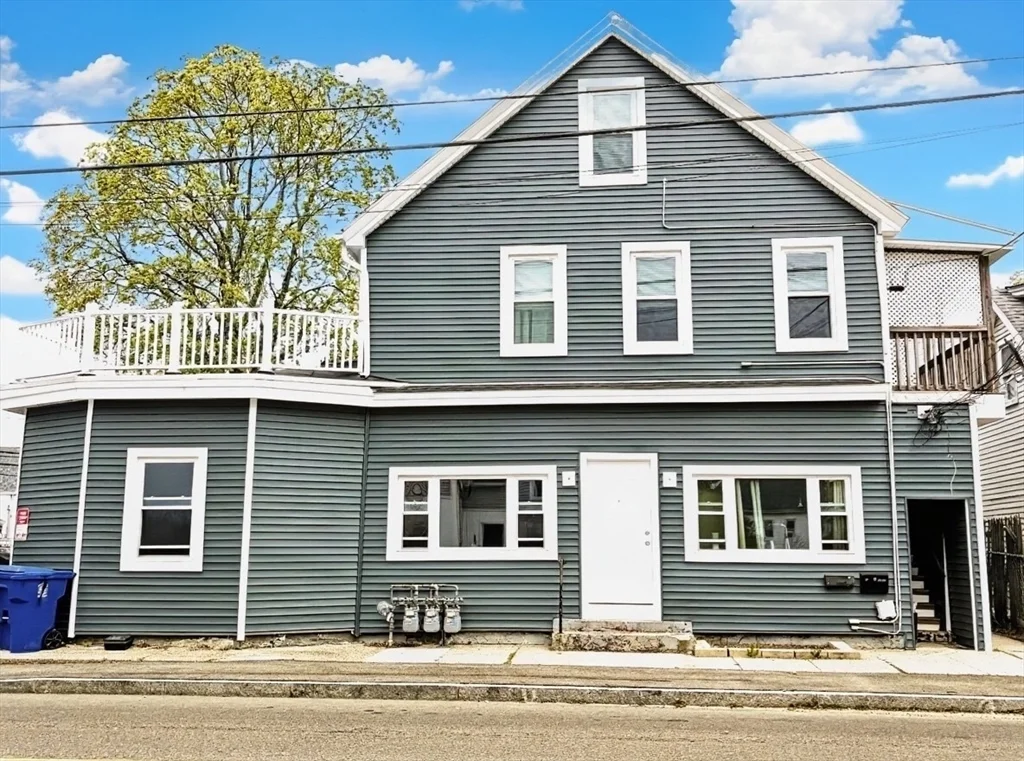 579 Bay St, Taunton