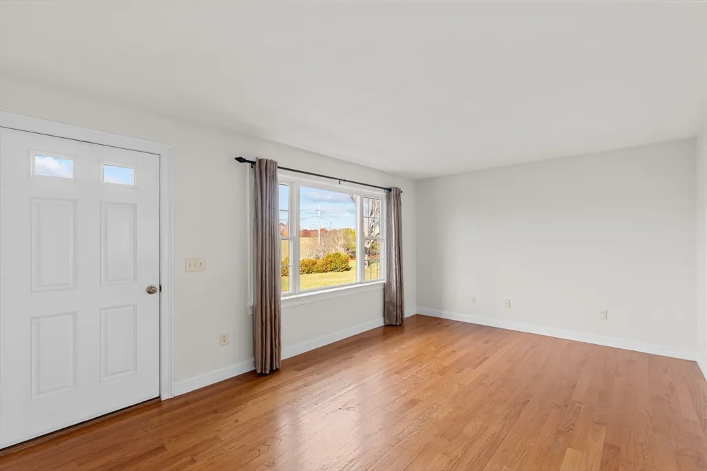 130-R Billington St, Plymouth