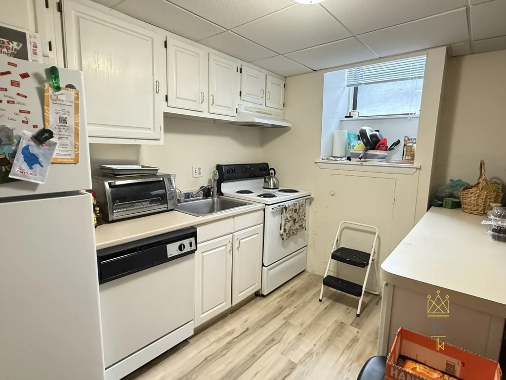 38 Park St, Brookline