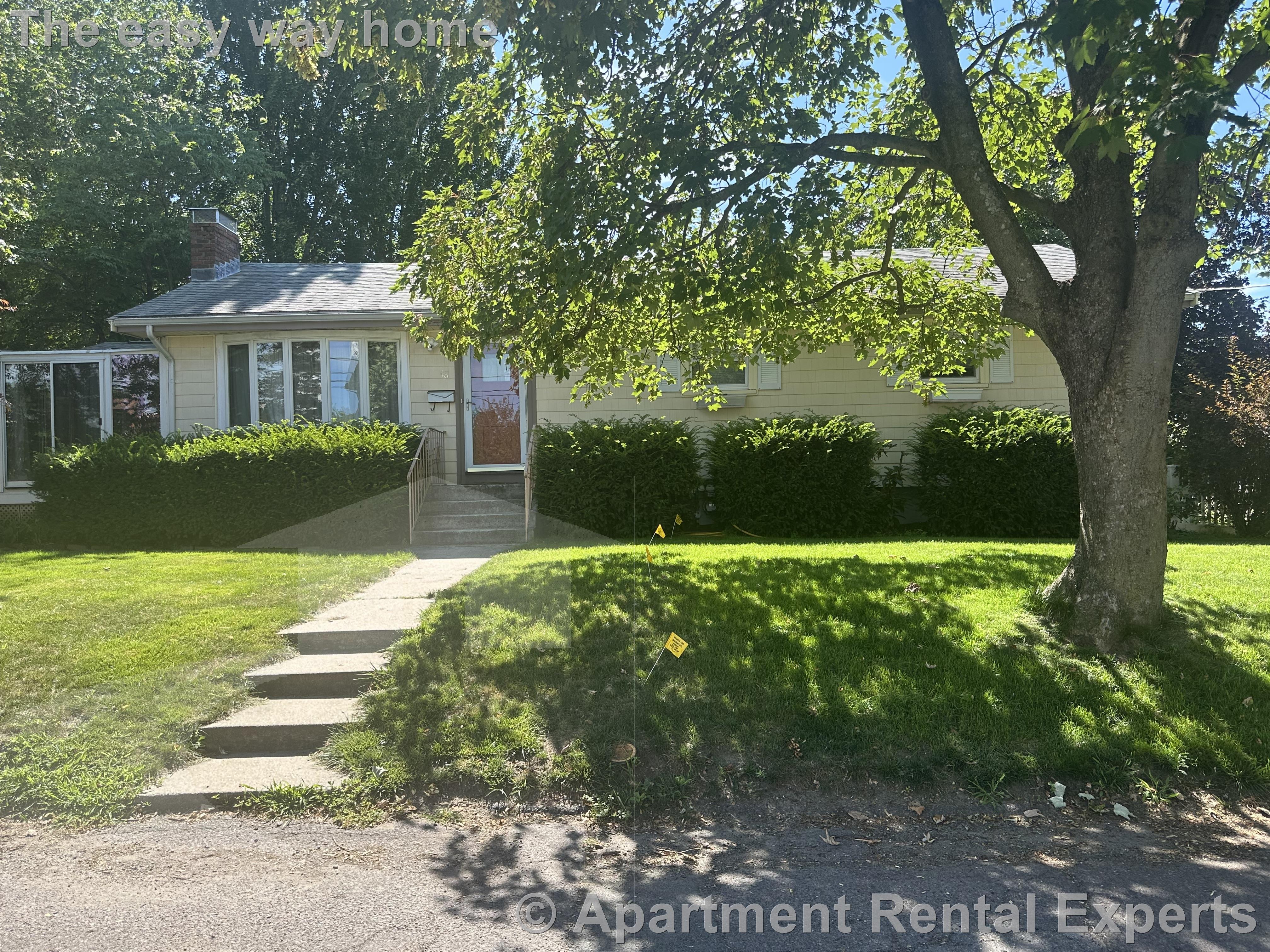 48 Spy Pond Ln, Arlington Center