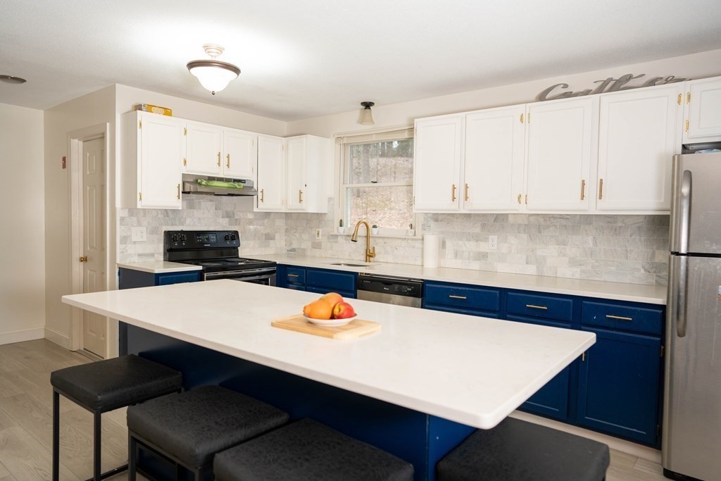 465 Nashua Rd, Groton