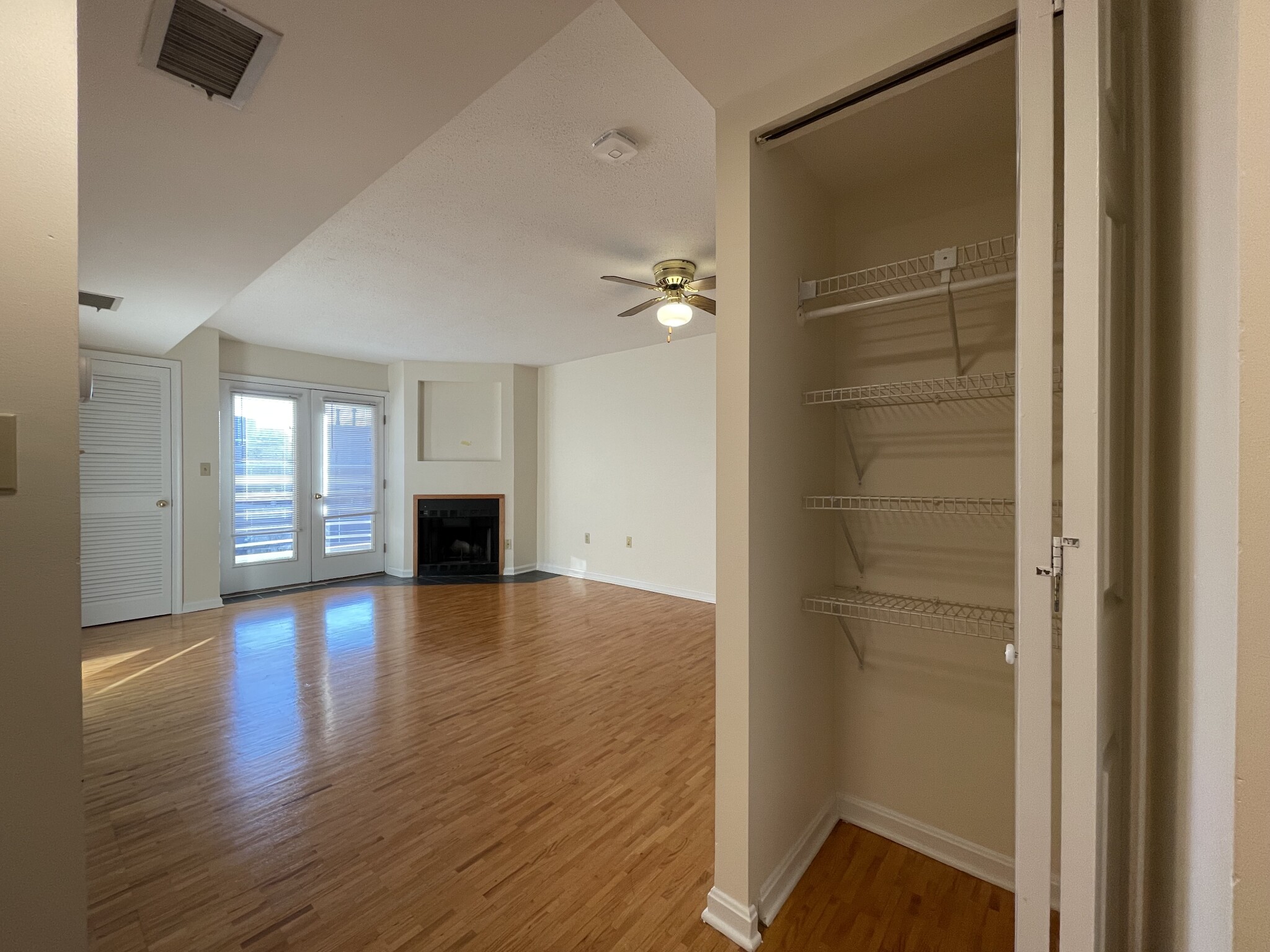 345 Franklin St, Central Square