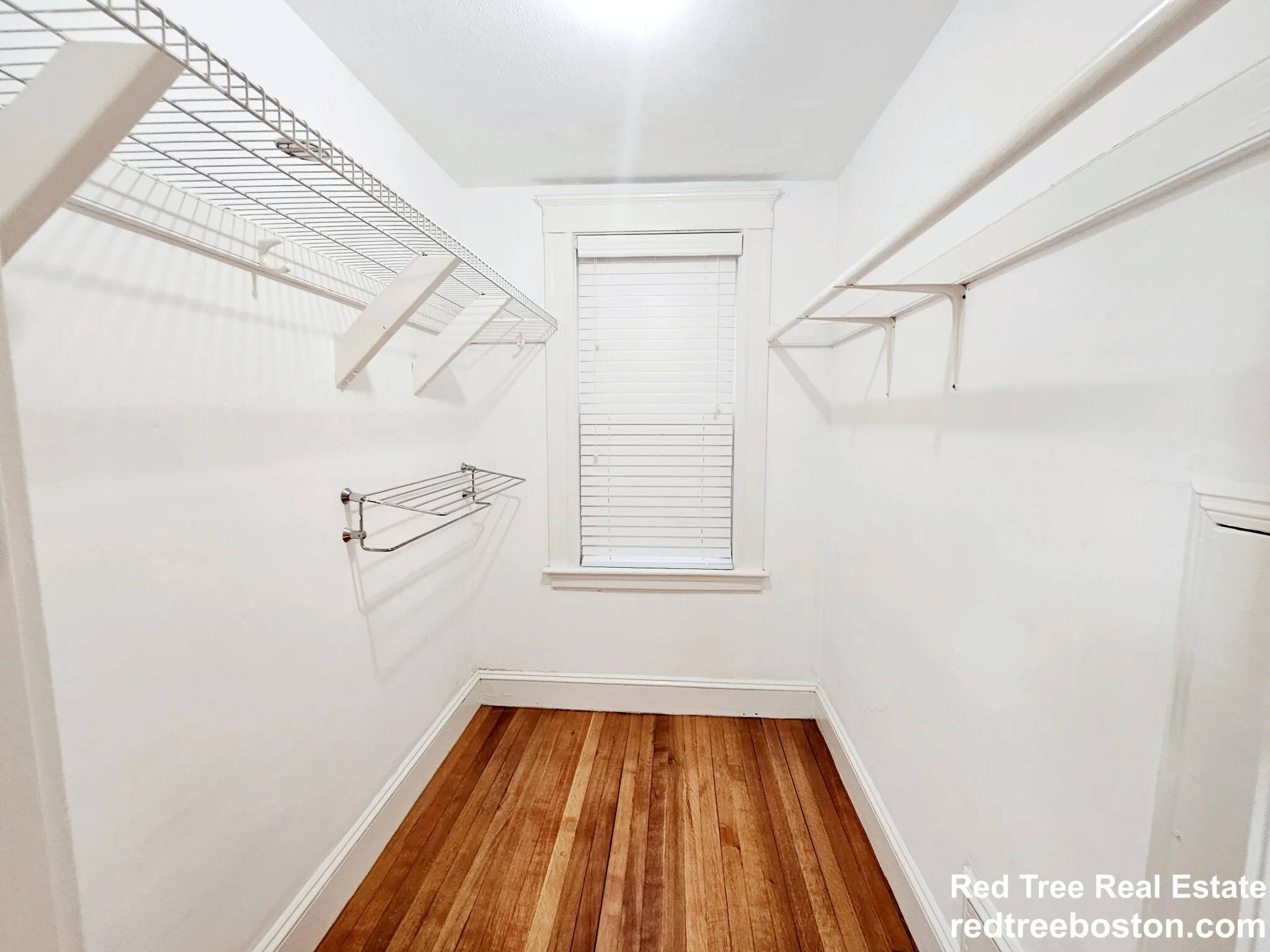 9 Keefe Ave, Newton Upper Falls