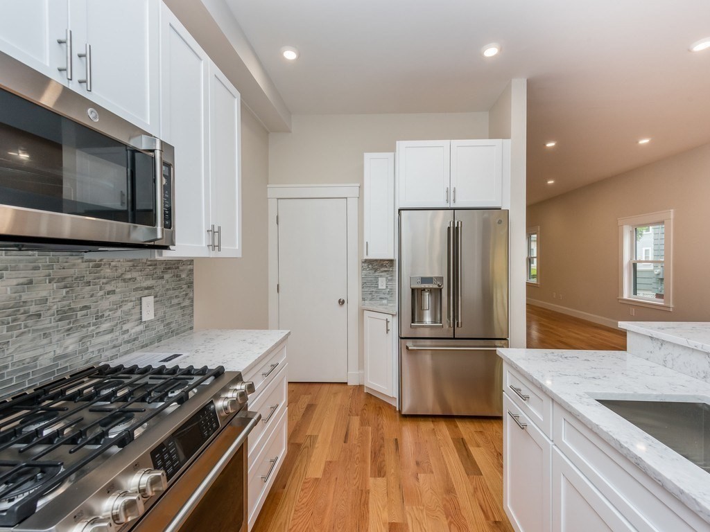 47 Wallace St, Tufts