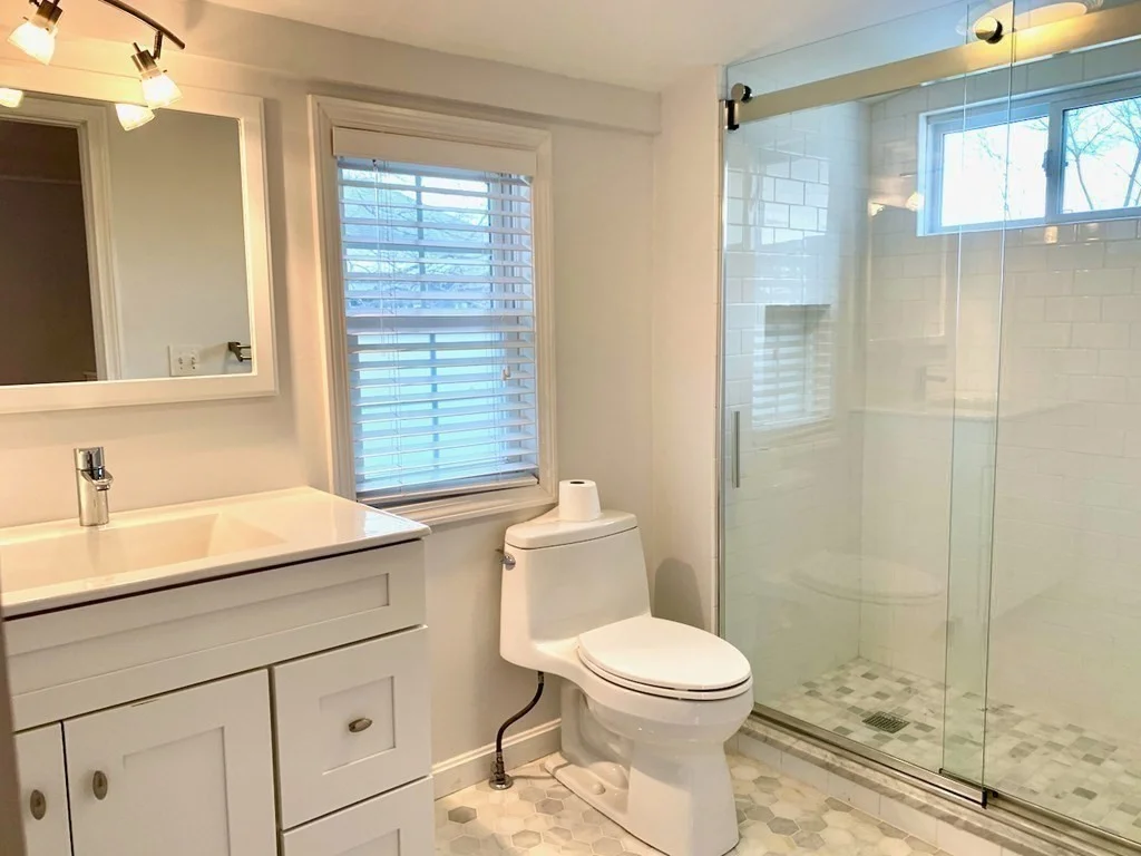 201 Langley Rd, Newton