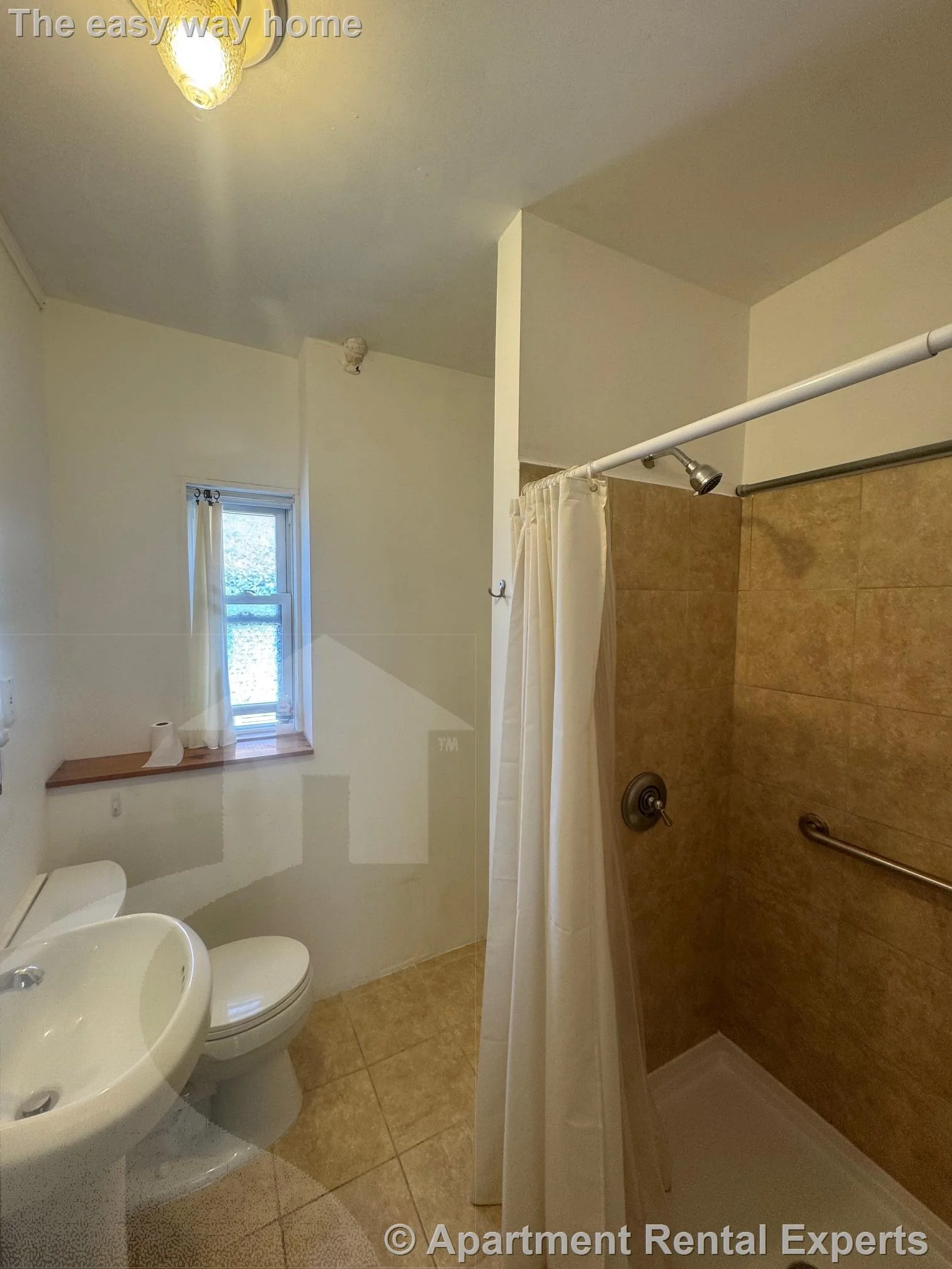 53 Hinckley St, Magoun Square