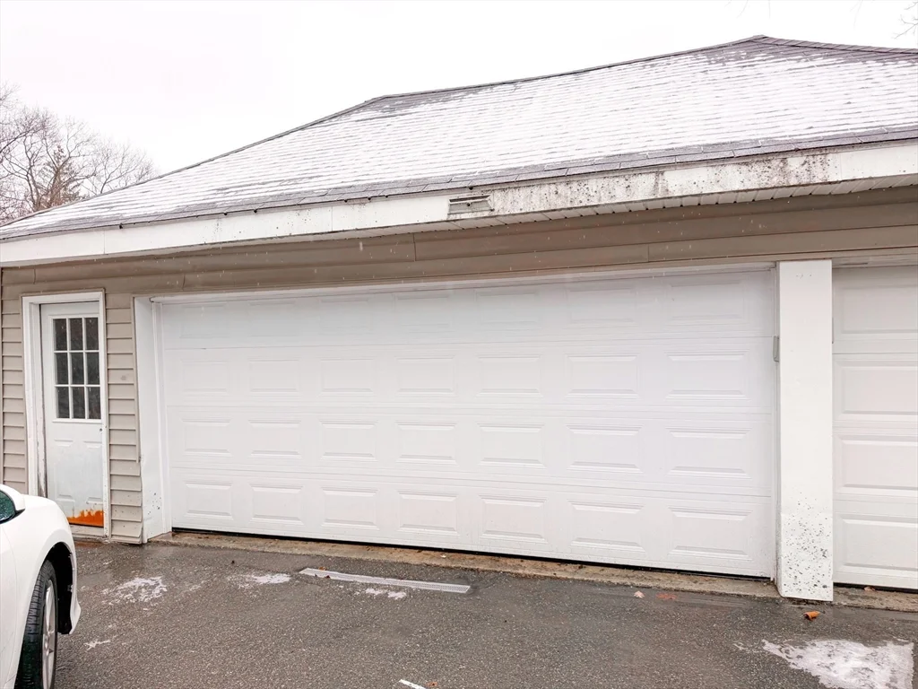 66 Riverview Ave, Waltham