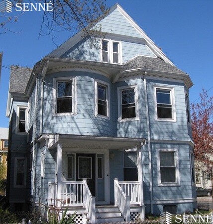 1537 Cambridge St, Mid-Cambridge