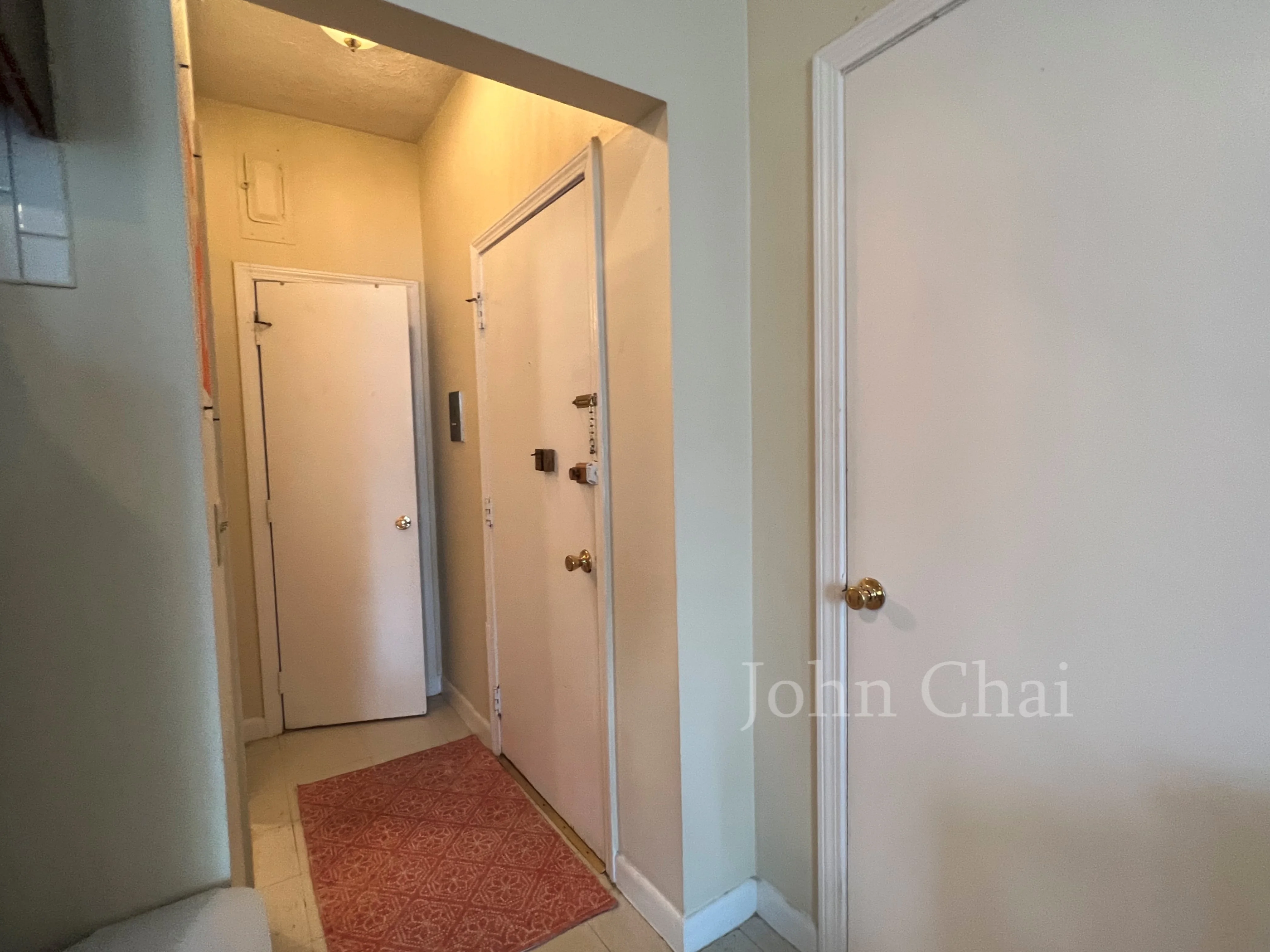 1132 Commonwealth Ave, North Brookline