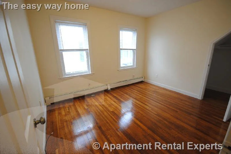 15 Taylor St, Tufts