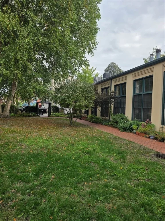 155 Brookline St, Cambridgeport