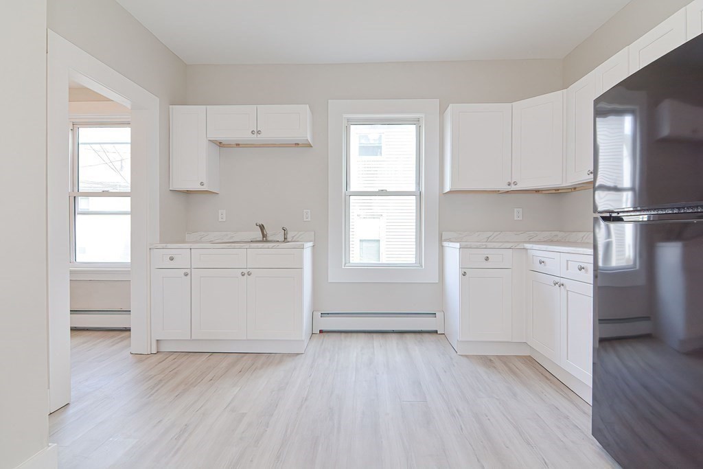 979 Dwight St, Holyoke