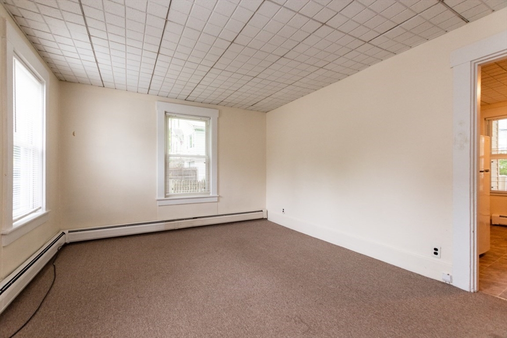 21-1 Spring St, Stoneham