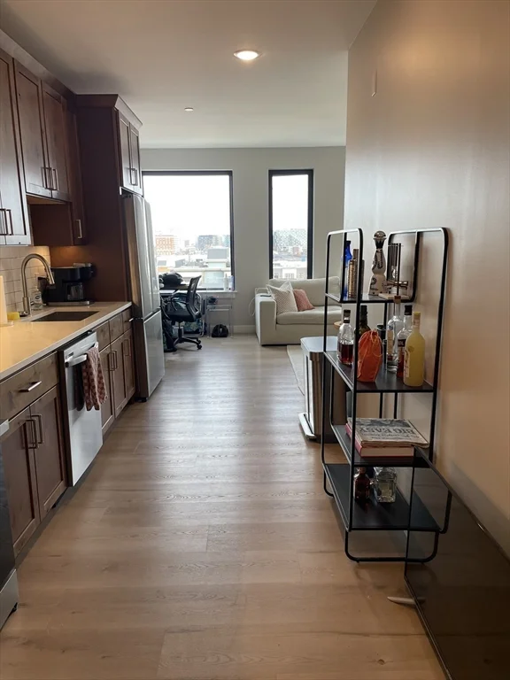 400 W Broadway, South Boston