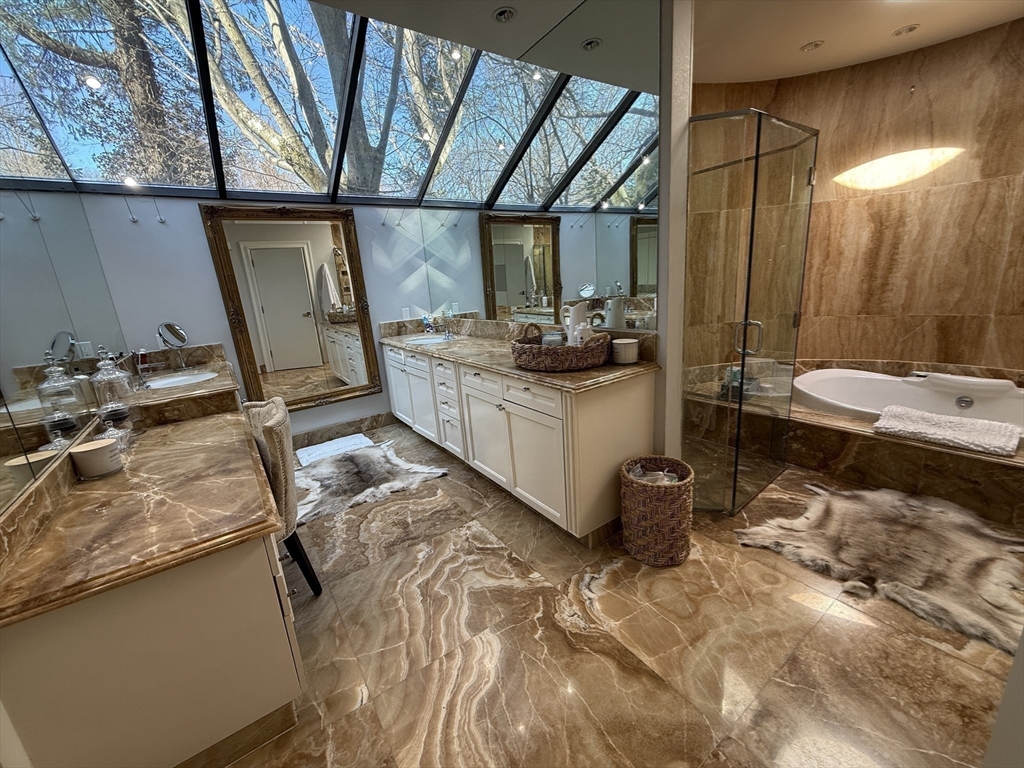 132 Yarmouth Rd, Brookline