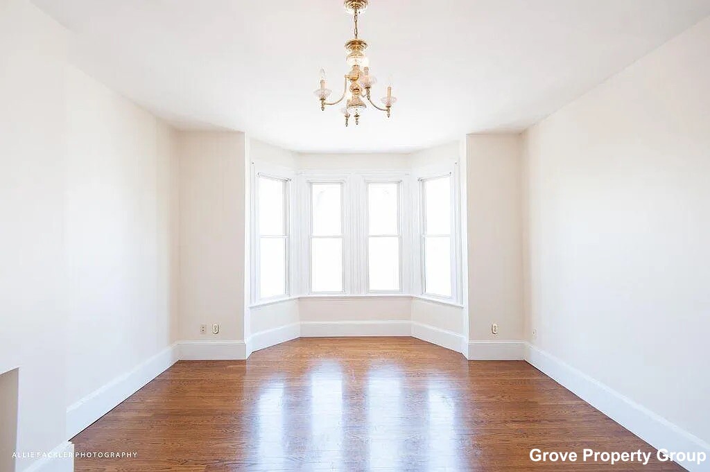 527 West Fourth St, South Boston