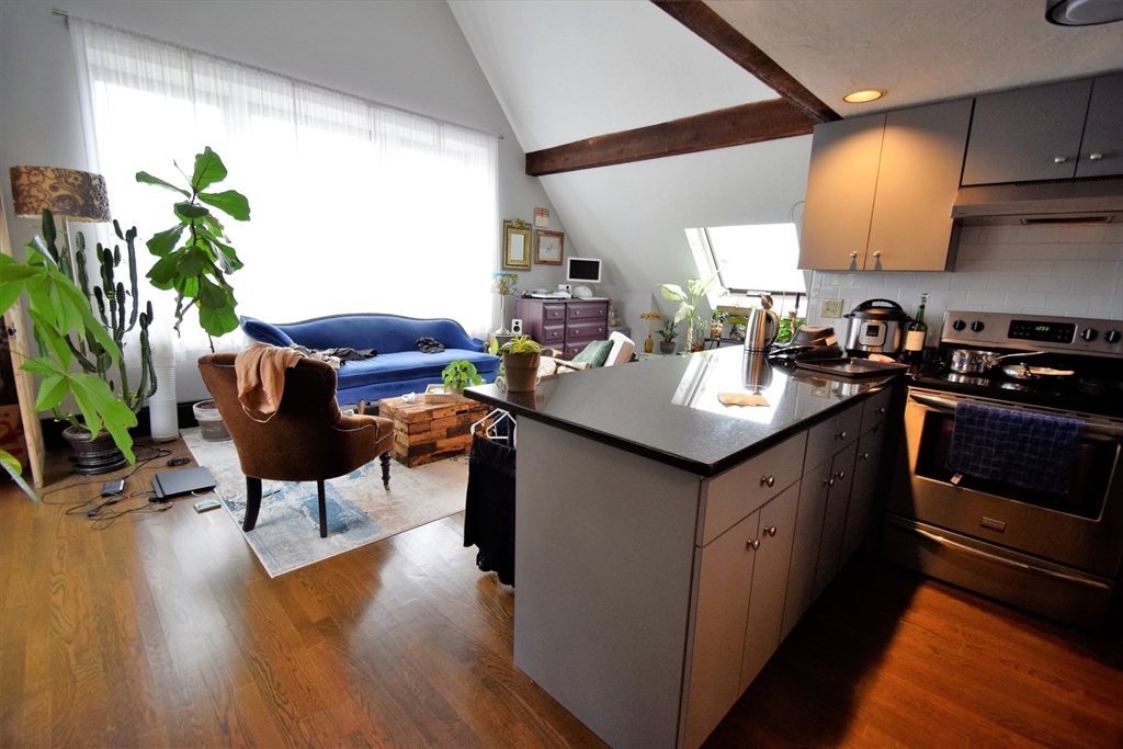 444 Western Ave, Brighton